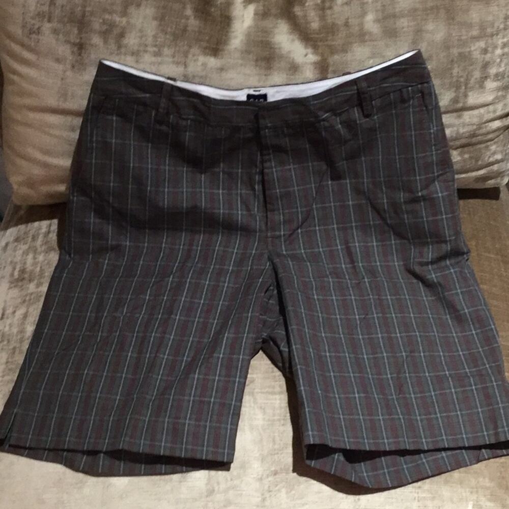 Gap 4 flat front 💯cotton plaid short nwot